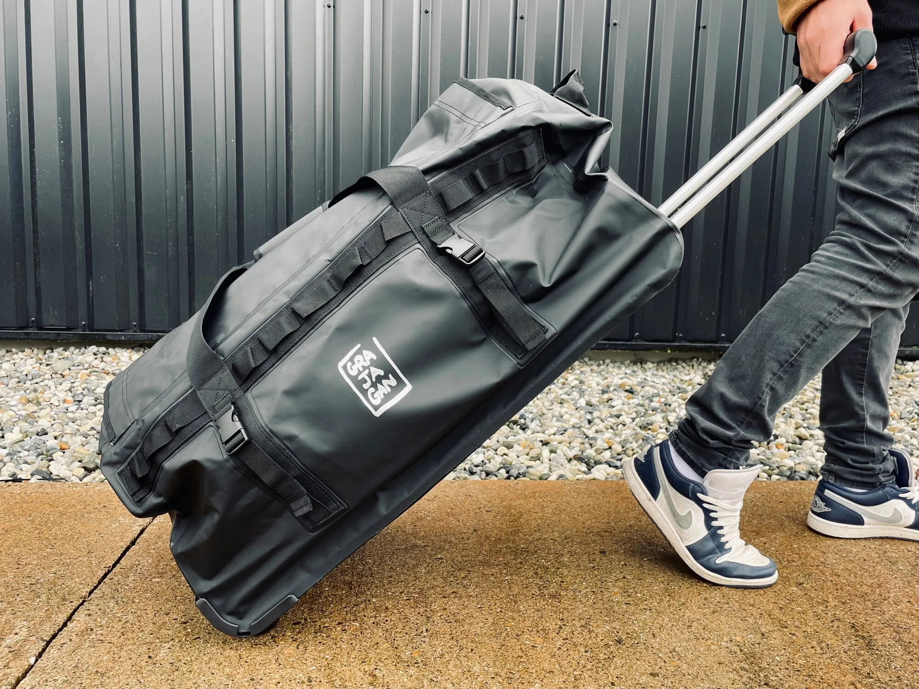GRAJAGAN Travel Bag Wheelie - 90 Litres Black - Image 4